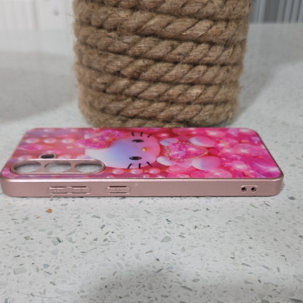 Pink Hello Kitty Phone Case - Picture 2 of 2